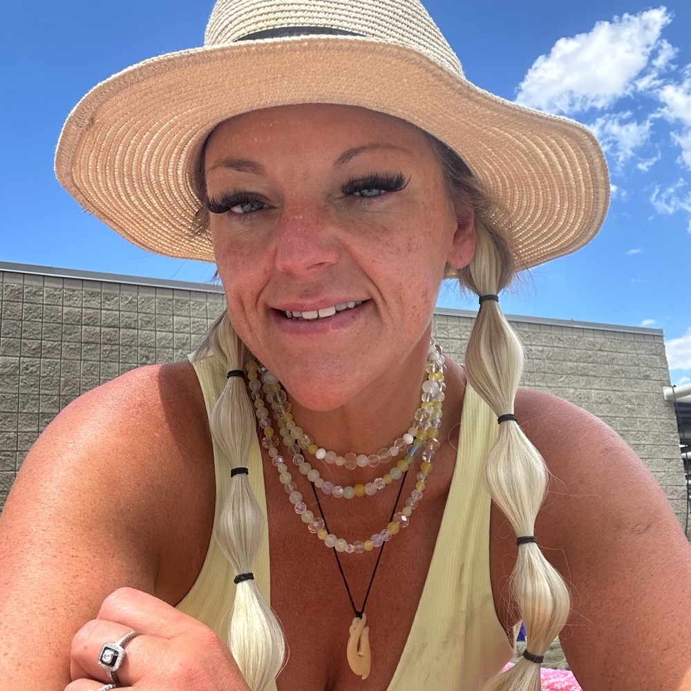 Meet your Posher, Diana